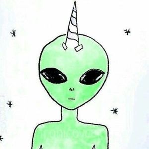 Meet your Posher, Kamari